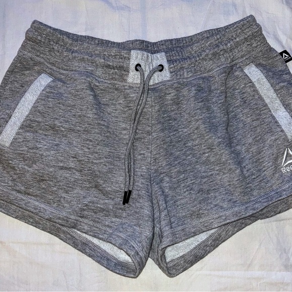 Reebok Women's French Terry athletic shorts, With Draw String & Pockets, Size M - Picture 1 of 5